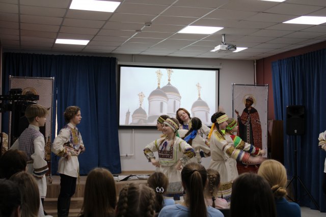 ЧЕРЕЗ КНИГУ К ДОБРУ И СВЕТУ